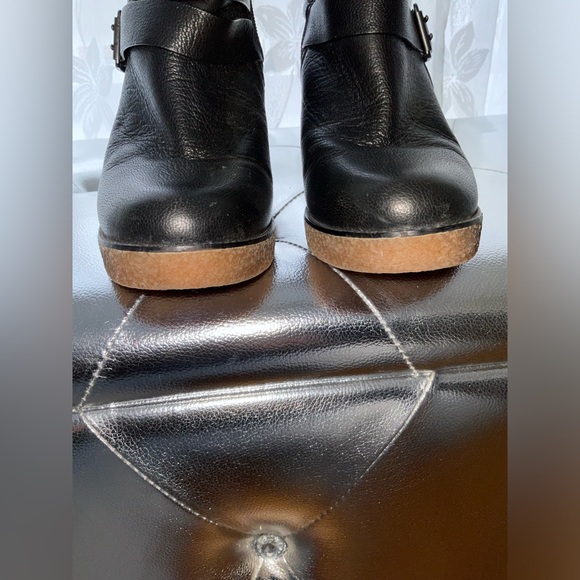 BCBG GÉNÉRATION BOOTIES - Picture 6 of 14